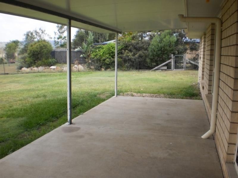 35 Walnut Drive, Brightview QLD 4311