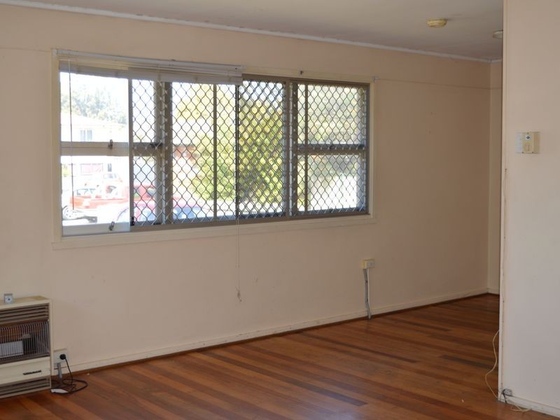 5 Kynance Street, Leichhardt QLD 4305