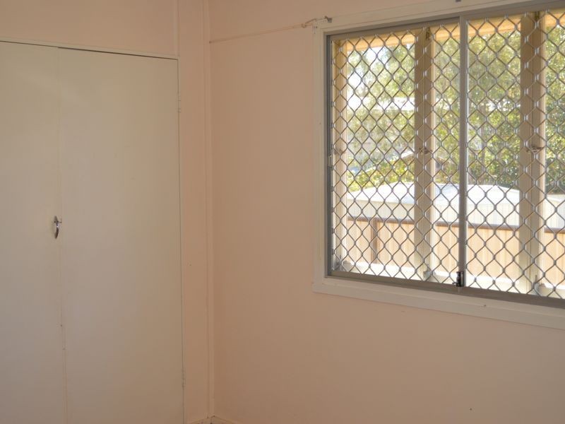 5 Kynance Street, Leichhardt QLD 4305