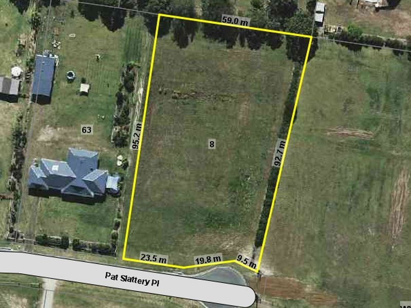 8 Pat Slattery Place, Lowood QLD 4311