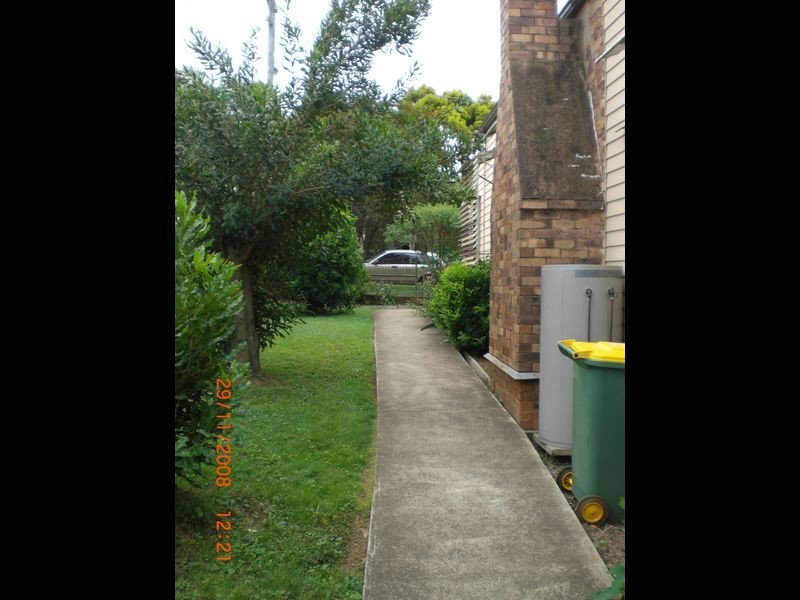 16 McLean Street, North Ipswich QLD 4305