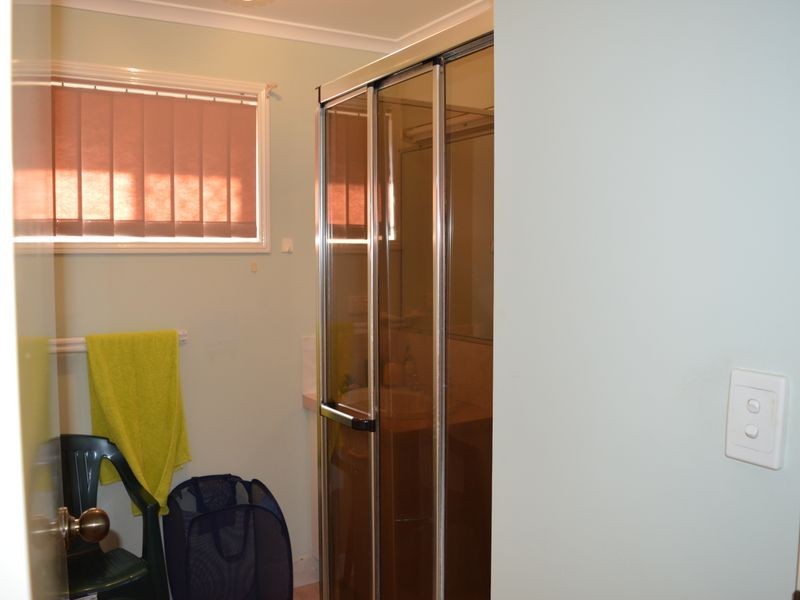 1 & 2/19 Cocos Place, Raceview QLD 4305