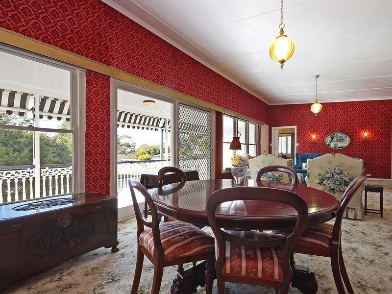 24 Marginson Street, Leichhardt QLD 4305