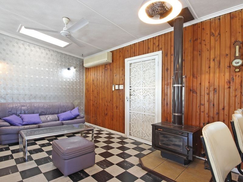 24 Marginson Street, Leichhardt QLD 4305
