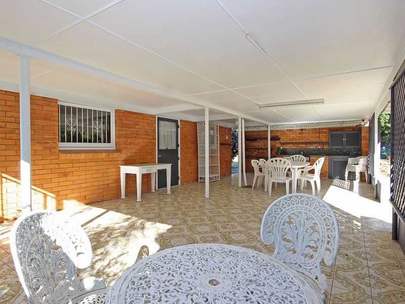 24 Marginson Street, Leichhardt QLD 4305