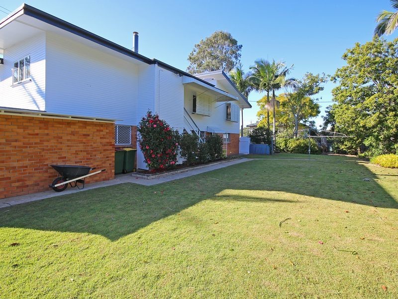 24 Marginson Street, Leichhardt QLD 4305