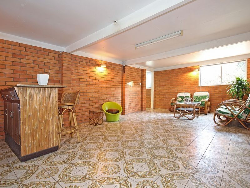 24 Marginson Street, Leichhardt QLD 4305