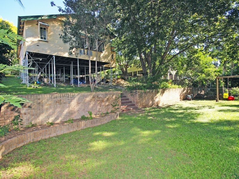 12 Hume Street, Woodend QLD 4305