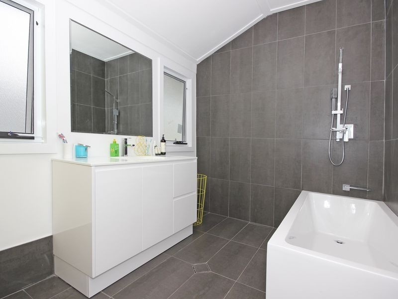 12 Hume Street, Woodend QLD 4305