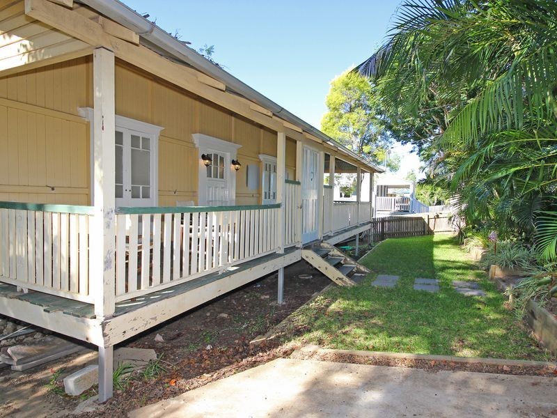 12 Hume Street, Woodend QLD 4305