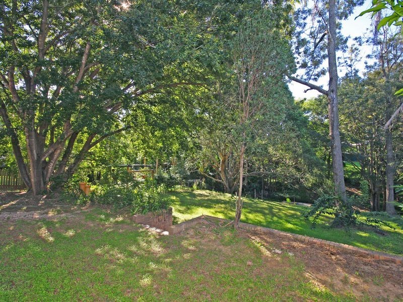 12 Hume Street, Woodend QLD 4305