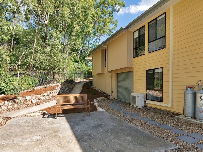 8 Ballow Street, Woodend QLD 4305