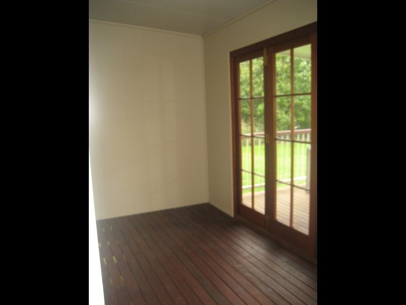 27 Marian Street, Booval QLD 4304