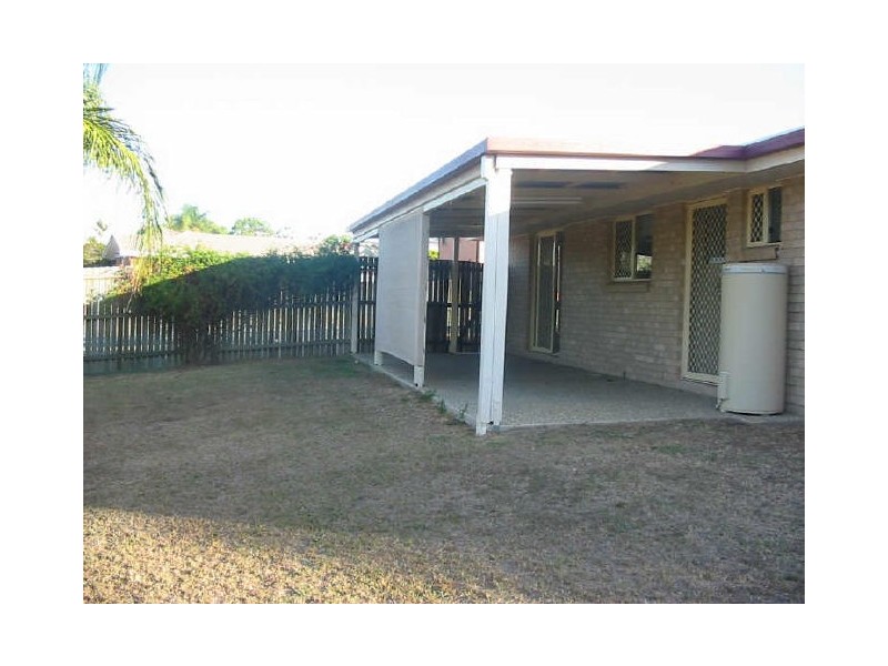 1 Kerners Rd, Yamanto QLD 4305