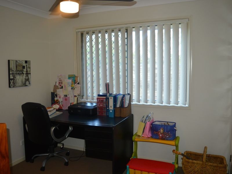 9 Jene Court, Flinders View QLD 4305