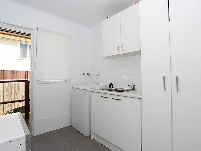 40 Logan Street, North Booval QLD 4304