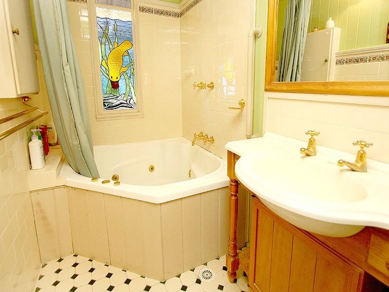 18 Waghorn Street, Woodend QLD 4305