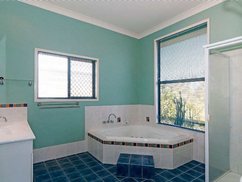 14-16 Lachlan Place, Karalee QLD 4306