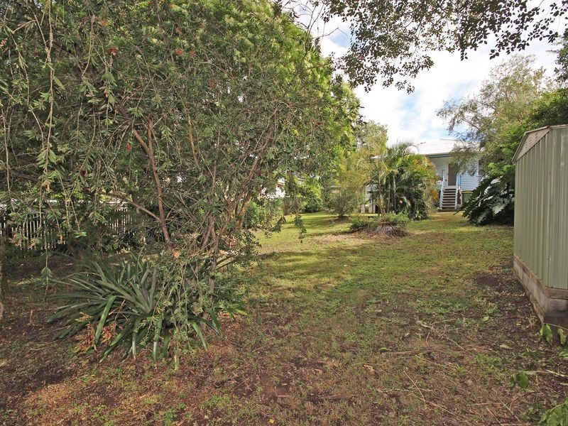 33 MacGregor Street, Woodend QLD 4305