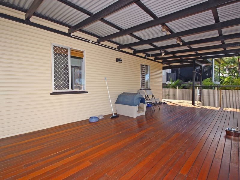 127 Woodend Road, Woodend QLD 4305