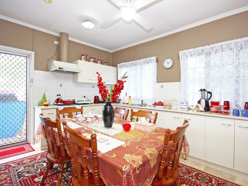 41 Toongarra Road, Leichhardt QLD 4305