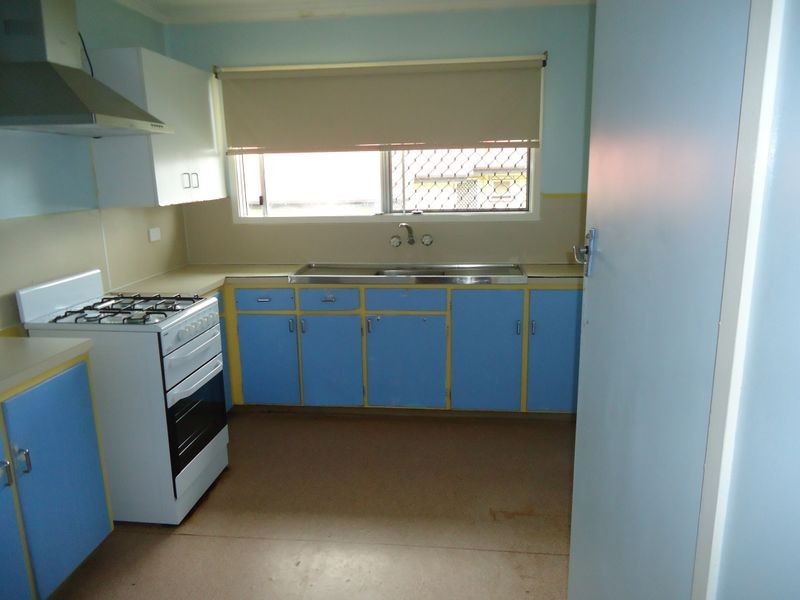 5 Peacock Street, One Mile QLD 4305