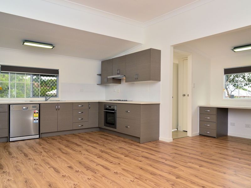 14 Brisbane Road, East Ipswich QLD 4305