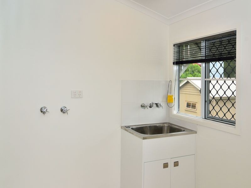 14 Brisbane Road, East Ipswich QLD 4305