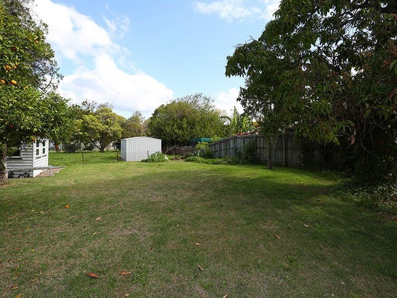 53 Lusitania Street, Newtown QLD 4305