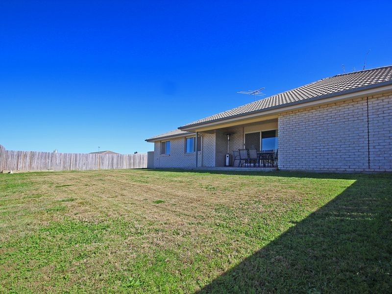 14 Baystone Place, Raceview QLD 4305
