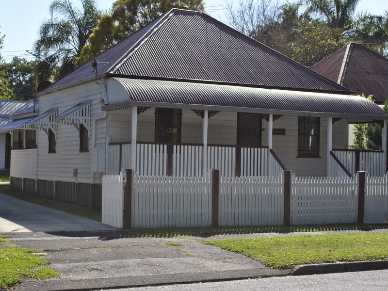 11 Tallon Street, Sadliers Crossing QLD 4305