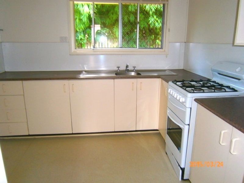 28 Arkins Crescent, Goodna QLD 4300