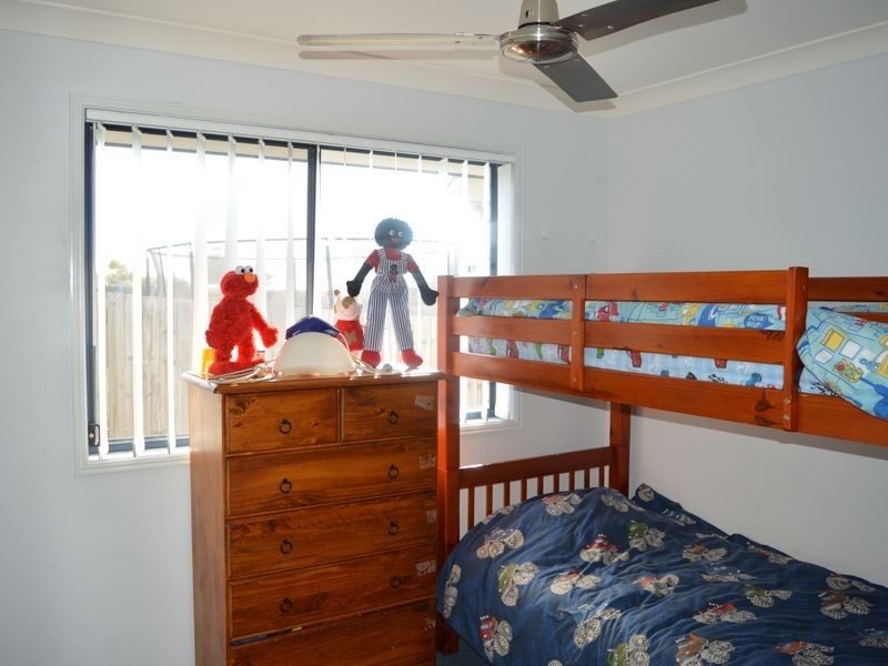 34 Pencarrow Crescent, Raceview QLD 4305