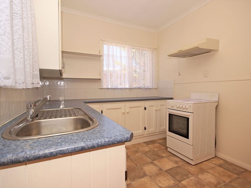 129 Blackall Street, Basin Pocket QLD 4305