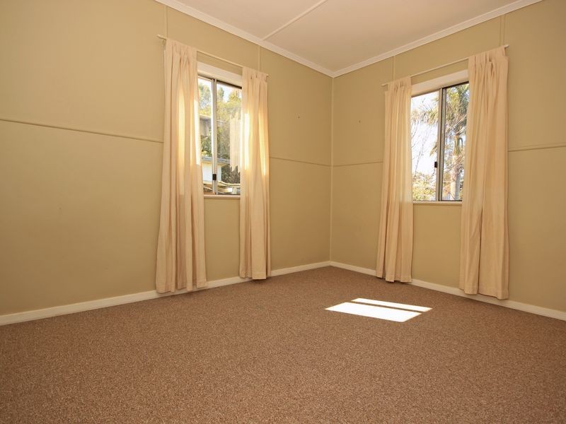 129 Blackall Street, Basin Pocket QLD 4305
