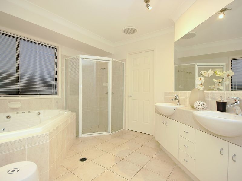 15 Newstead Court, Brassall QLD 4305