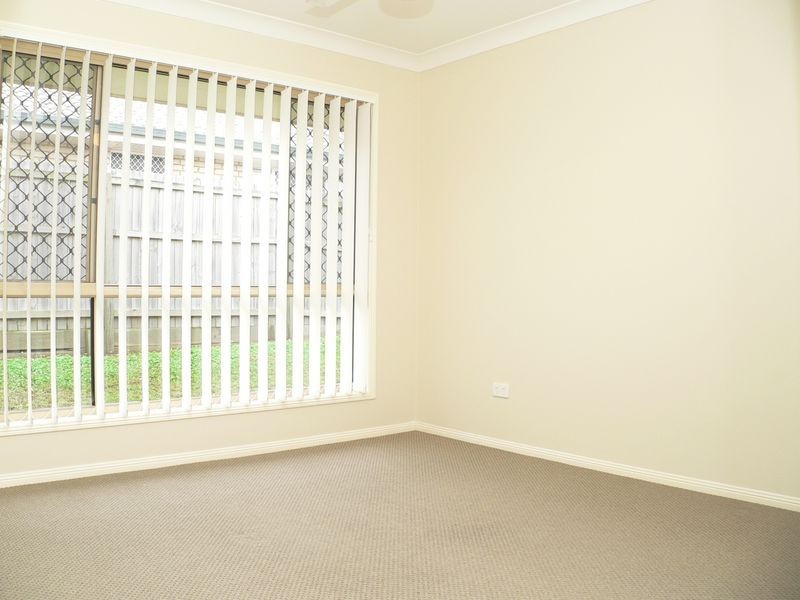 39 Mellor Place, Brassall QLD 4305