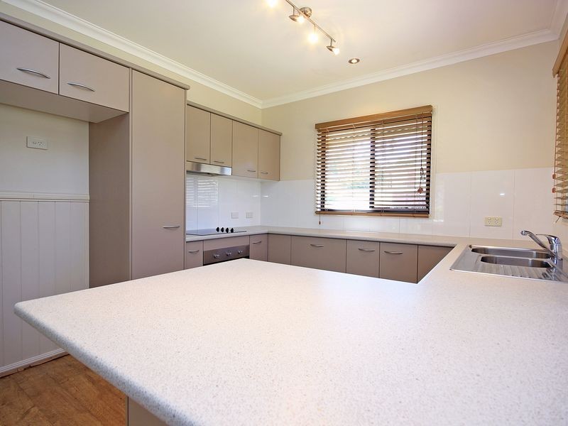 1/10a Campbell Street, Woodend QLD 4305