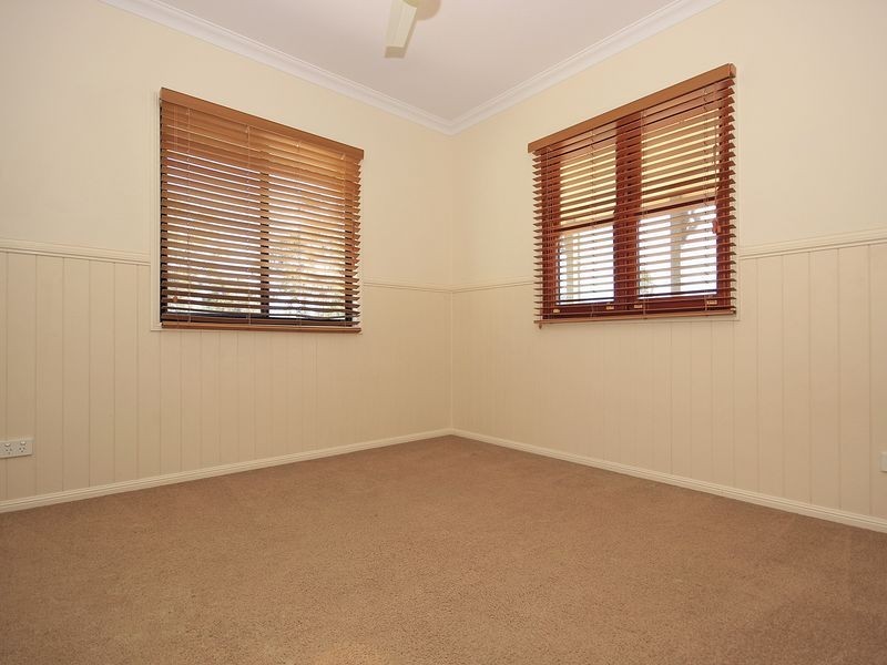 1/10a Campbell Street, Woodend QLD 4305