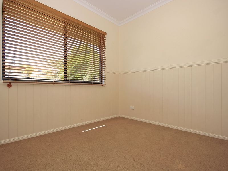 1/10a Campbell Street, Woodend QLD 4305