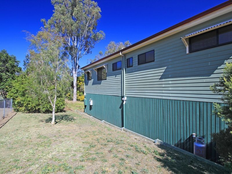 1/10a Campbell Street, Woodend QLD 4305