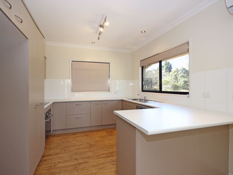 2/10a Campbell Street, Woodend QLD 4305