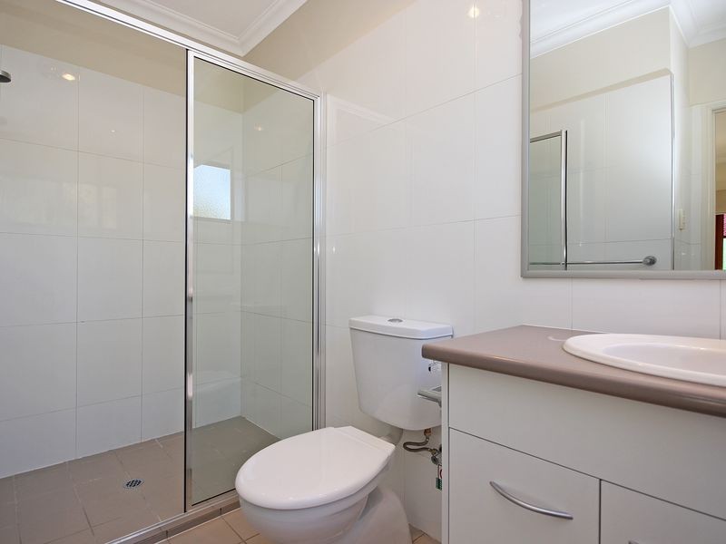 2/10a Campbell Street, Woodend QLD 4305