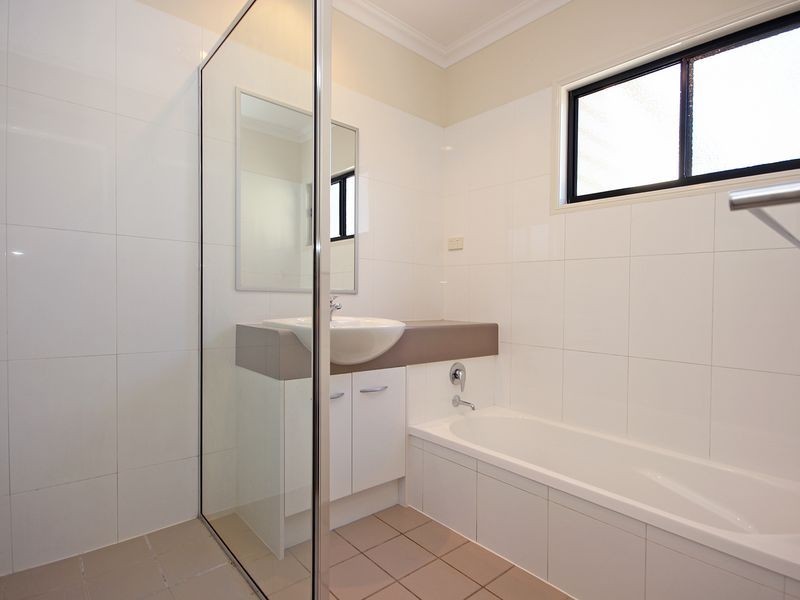 2/10a Campbell Street, Woodend QLD 4305