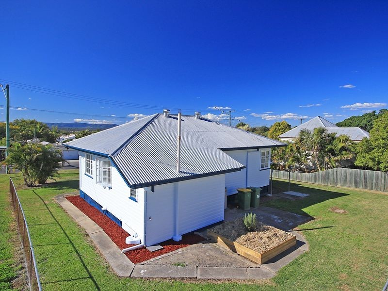 23 Blackstone Road, Eastern Heights QLD 4305