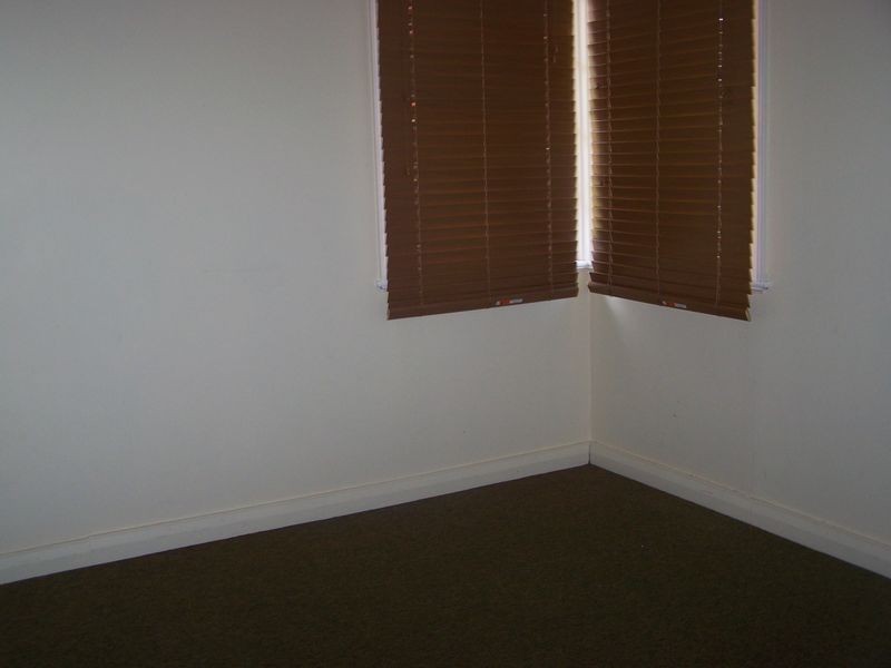 2 George Lane, Newtown QLD 4305