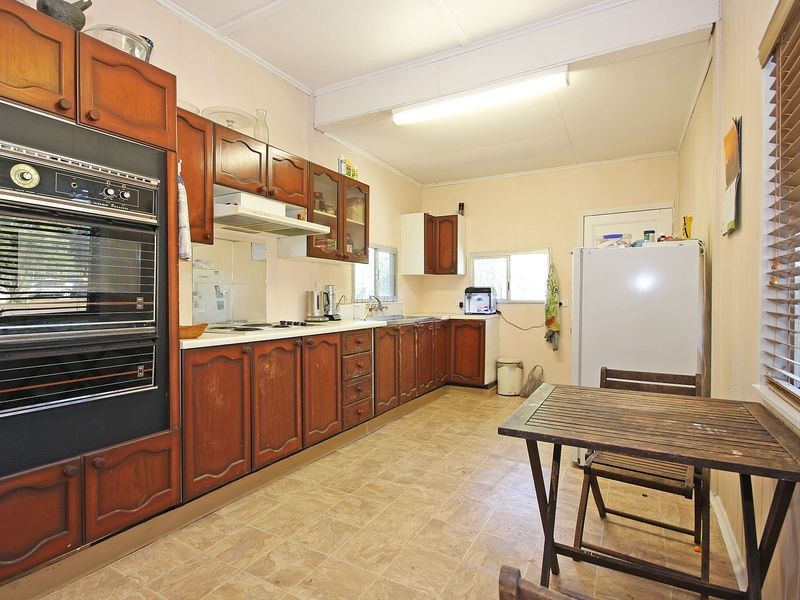 199 Pine Mountain Road, Brassall QLD 4305
