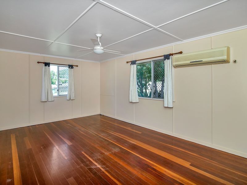 13 Ashgrove Street, Coalfalls QLD 4305