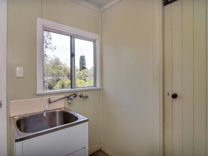 13 Ashgrove Street, Coalfalls QLD 4305