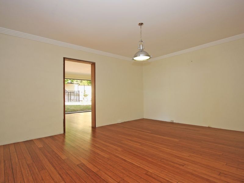 79 Gladstone Road, Coalfalls QLD 4305